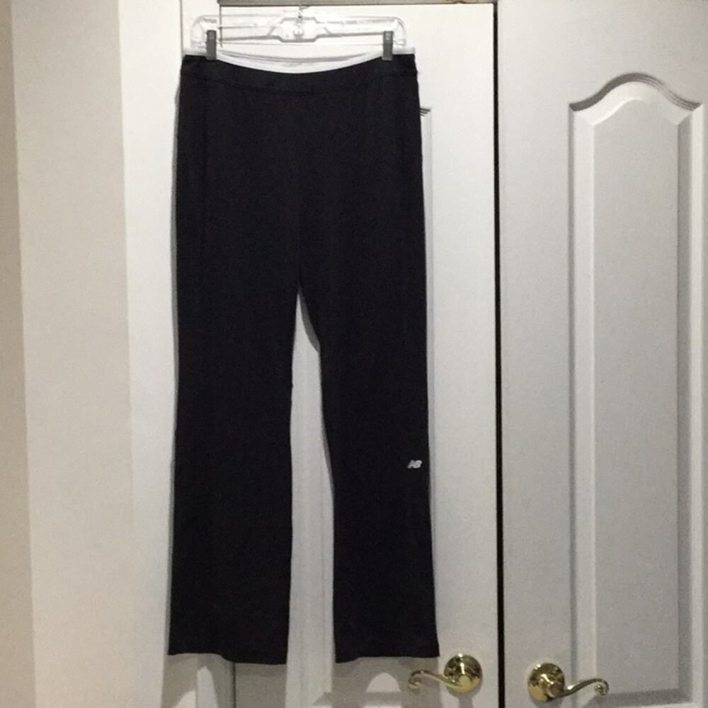 New balance black white pull on athletic pant euc